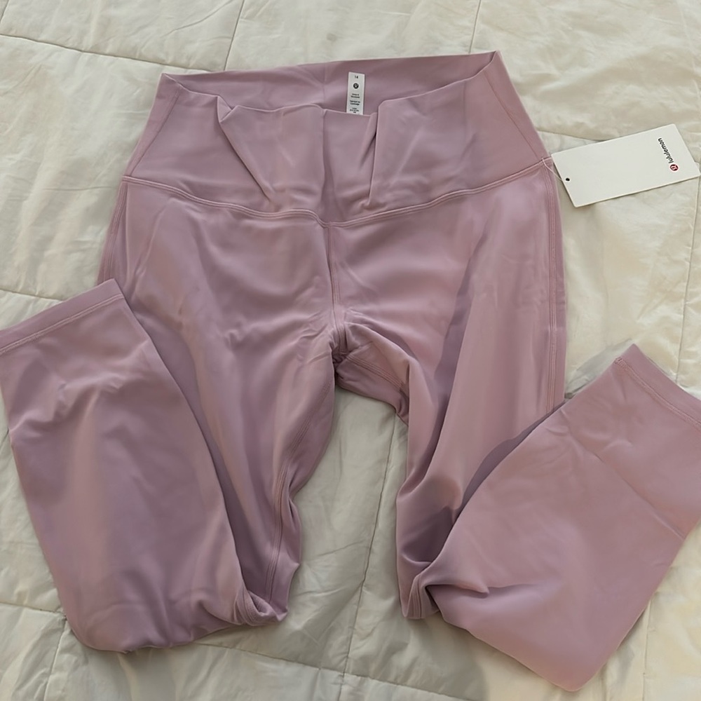 NWT Lululemon Aligns Size 14